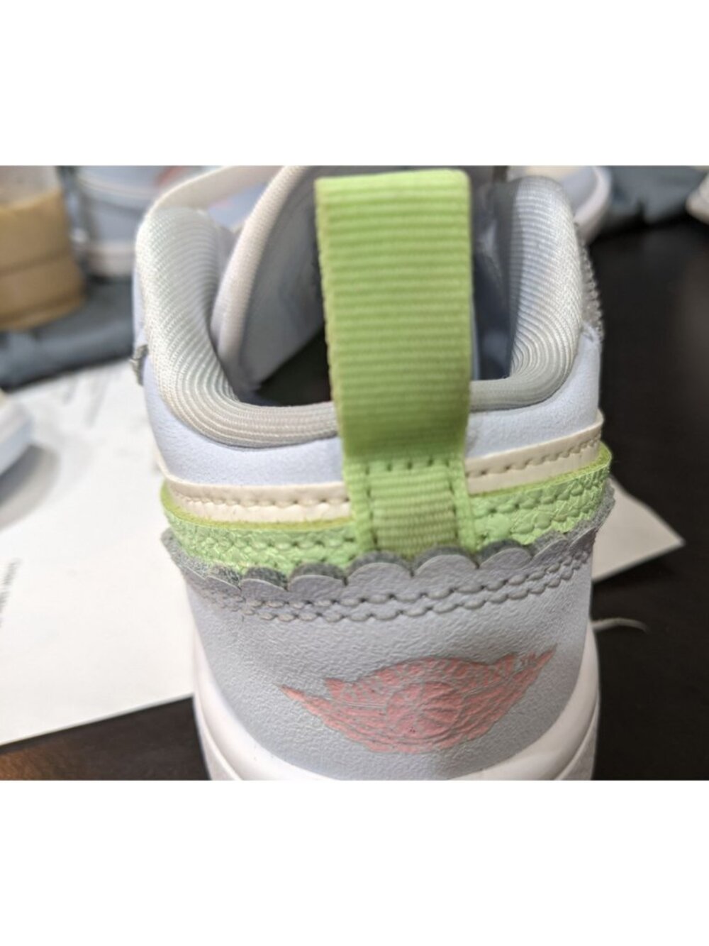 Jordan AJ 1 Low ALT SE Fem Hook-and-loop closure Toddlers Size 11 NEW NO BOX! - Picture 10 of 10